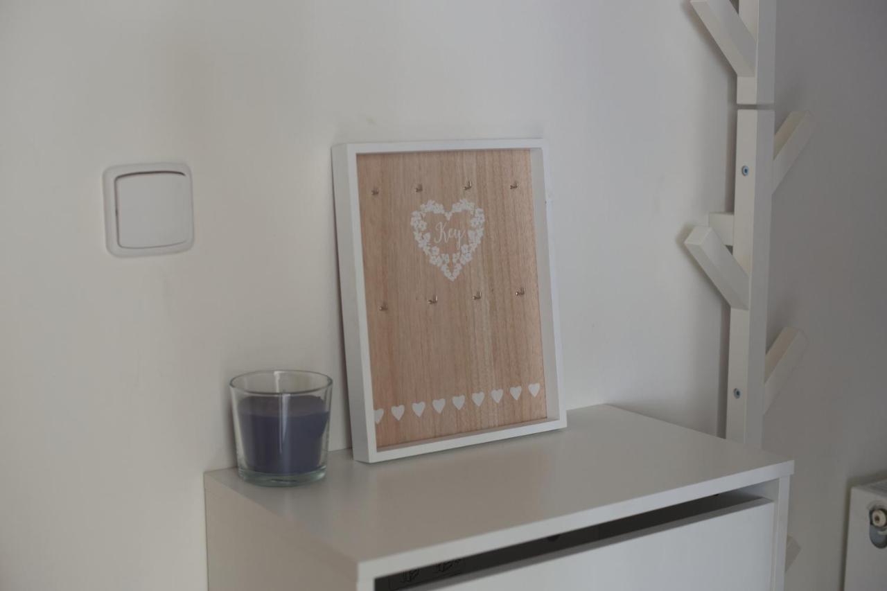 Apartmany Ve Mlejne Cachrov Exterior foto