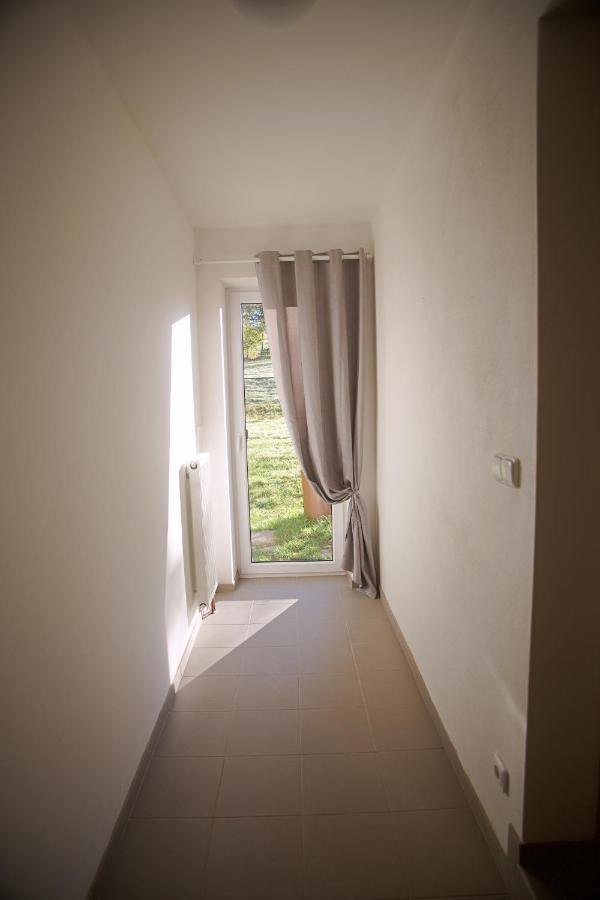 Apartmany Ve Mlejne Cachrov Exterior foto
