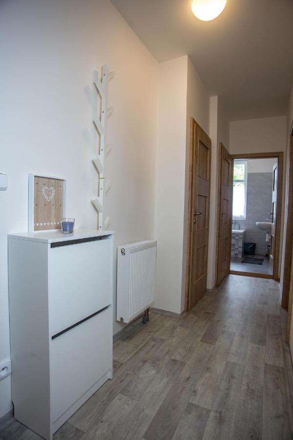 Apartmany Ve Mlejne Cachrov Exterior foto