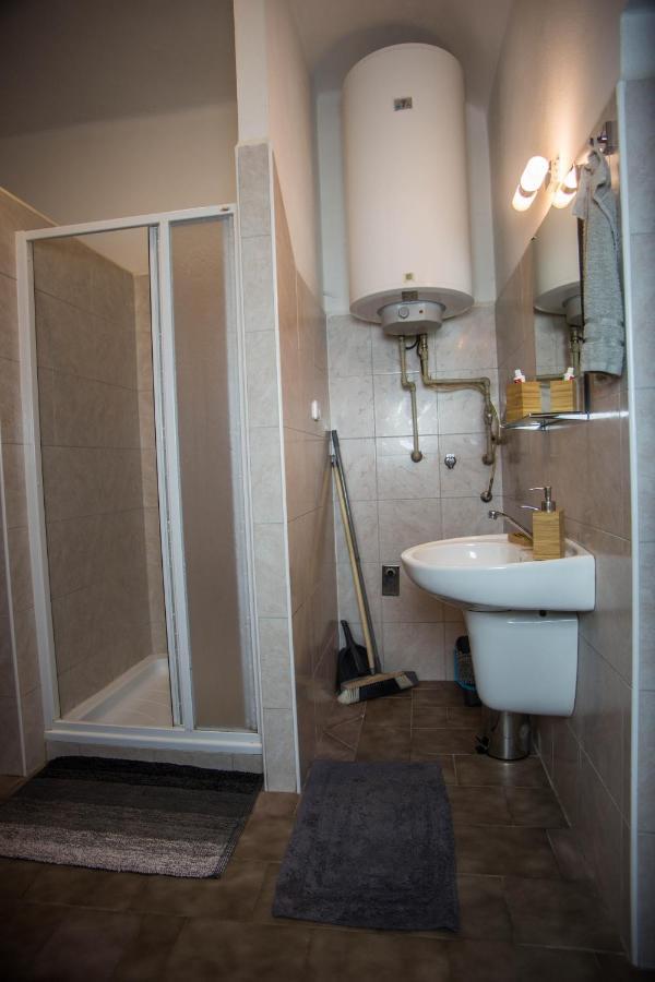 Apartmany Ve Mlejne Cachrov Exterior foto