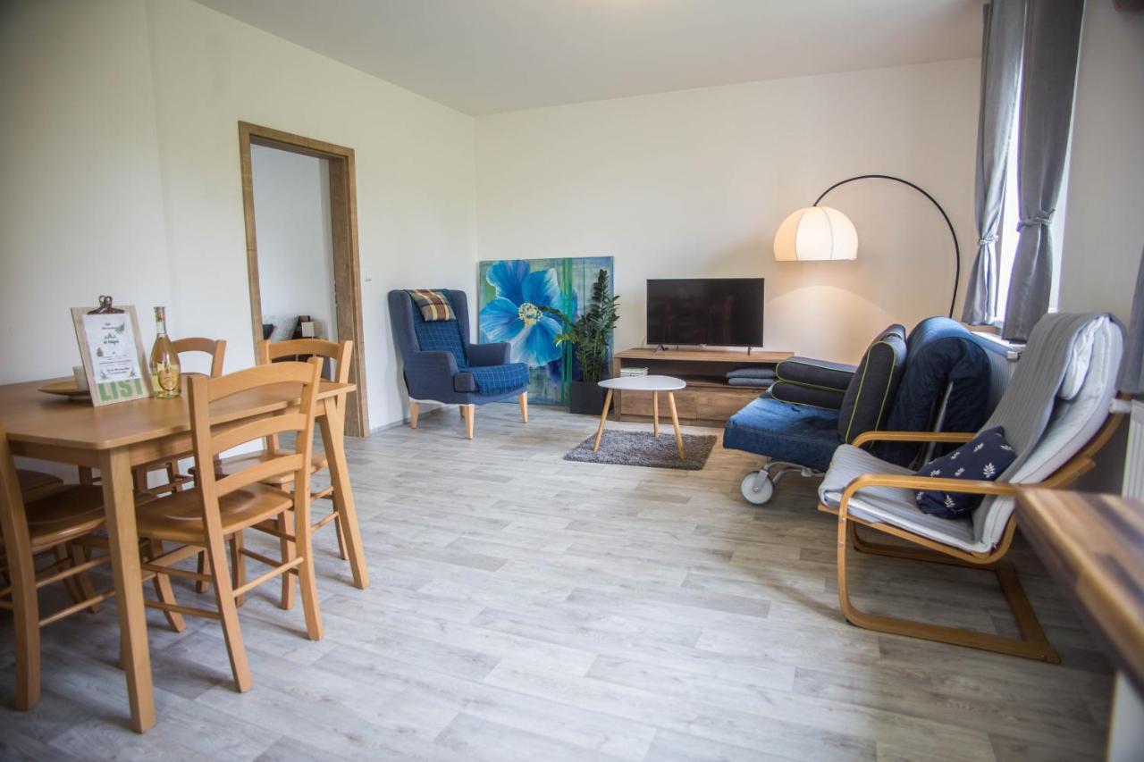 Apartmany Ve Mlejne Cachrov Exterior foto